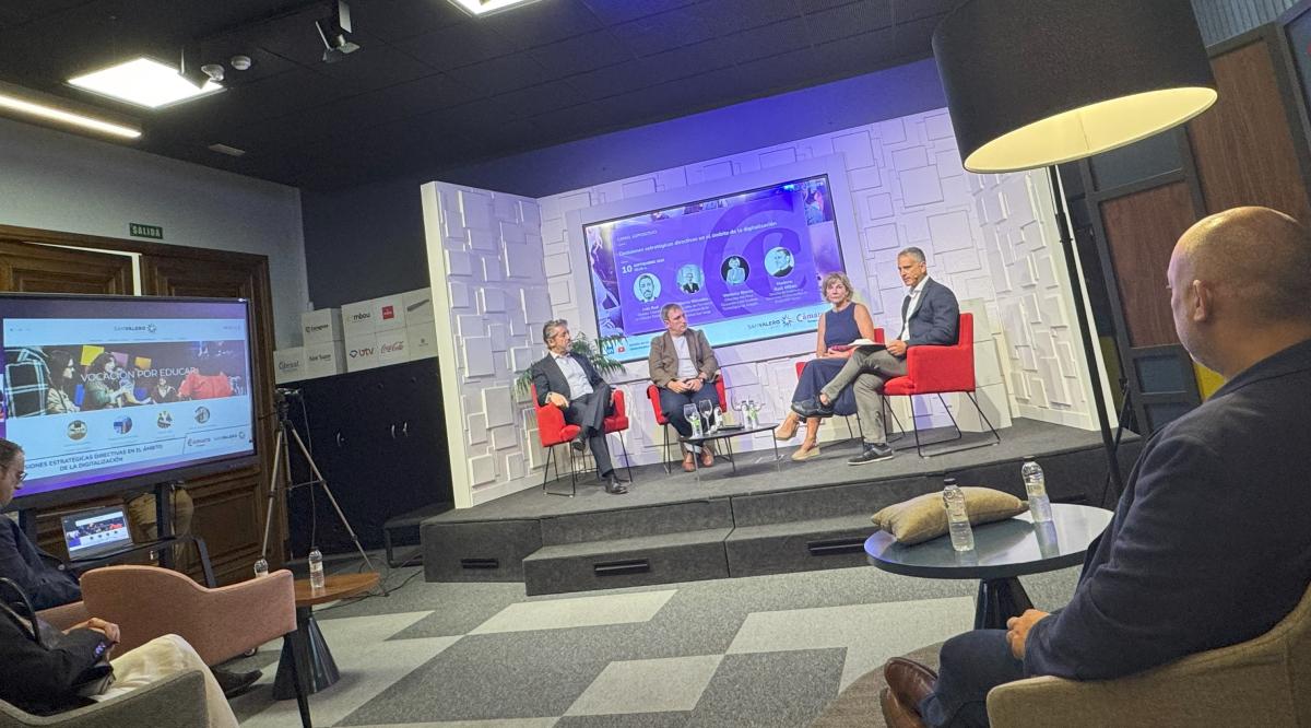 Sesión sobre Decisiones estratégicas directivas en el ámbito de la digitalización