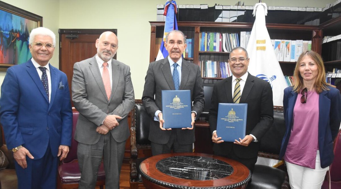 Además, UNISVA impartirá una nueva titulación universitaria en Robótica y Automatización