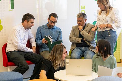 Acceso a ofertas de empleo Acceso a ofertas de empleo
